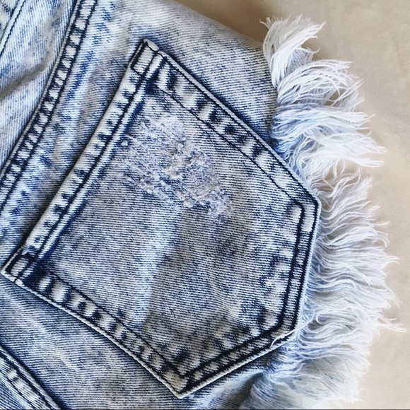 Bullhead Denim Shorts - Picture 4 of 5